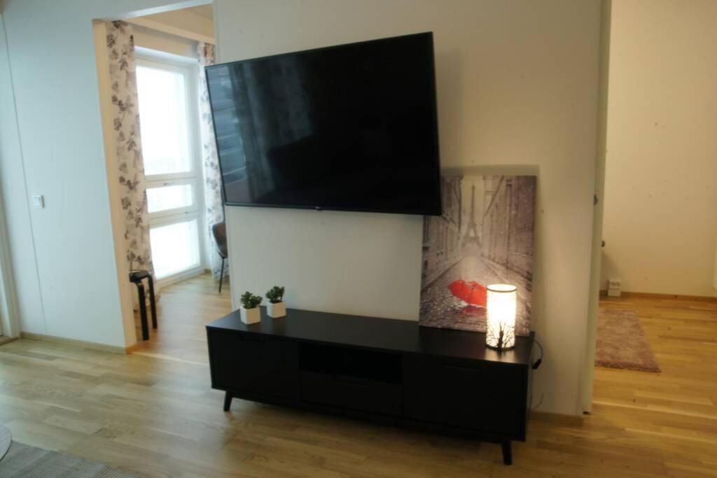 דירות אולו Keskustan Kaksio 45 M2 Autopaikalla, Rautatienkatu 19, 9 Krs מראה חיצוני תמונה