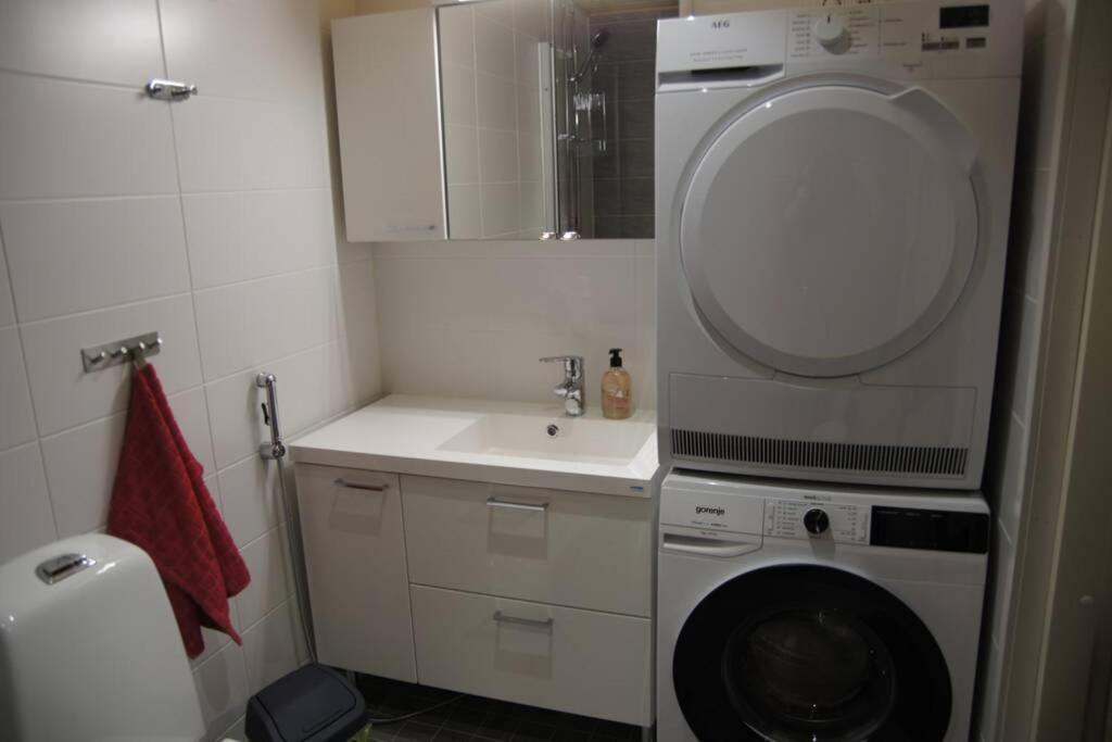 דירות אולו Keskustan Kaksio 45 M2 Autopaikalla, Rautatienkatu 19, 9 Krs מראה חיצוני תמונה