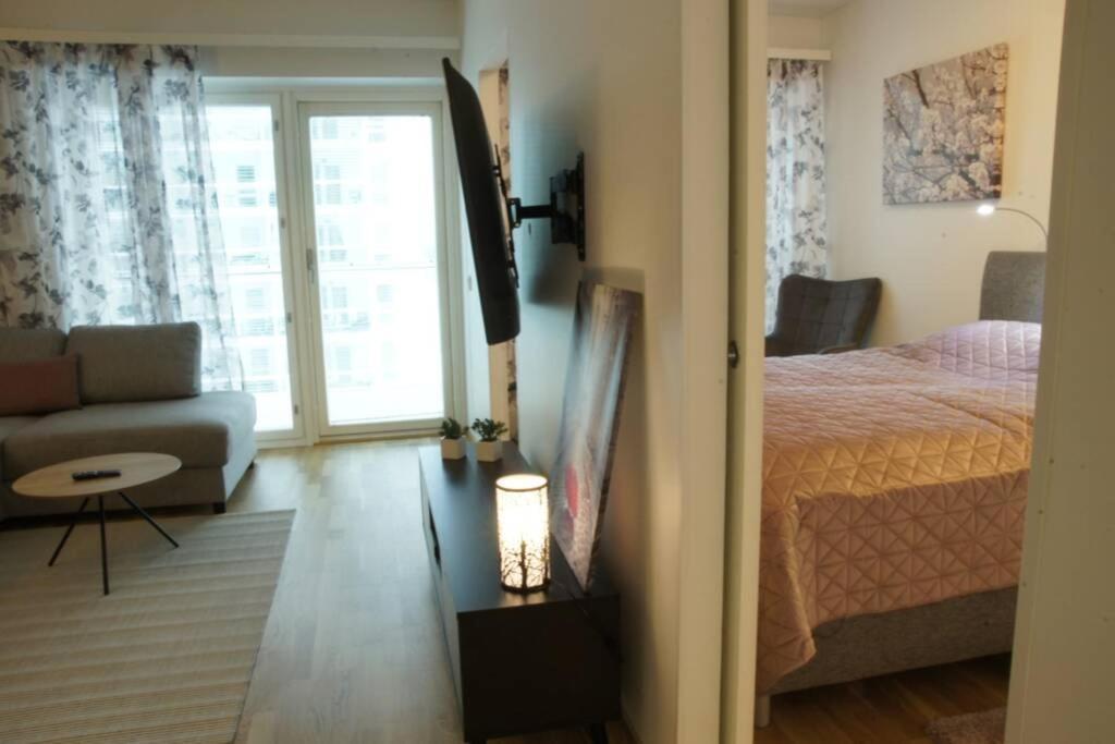 דירות אולו Keskustan Kaksio 45 M2 Autopaikalla, Rautatienkatu 19, 9 Krs מראה חיצוני תמונה