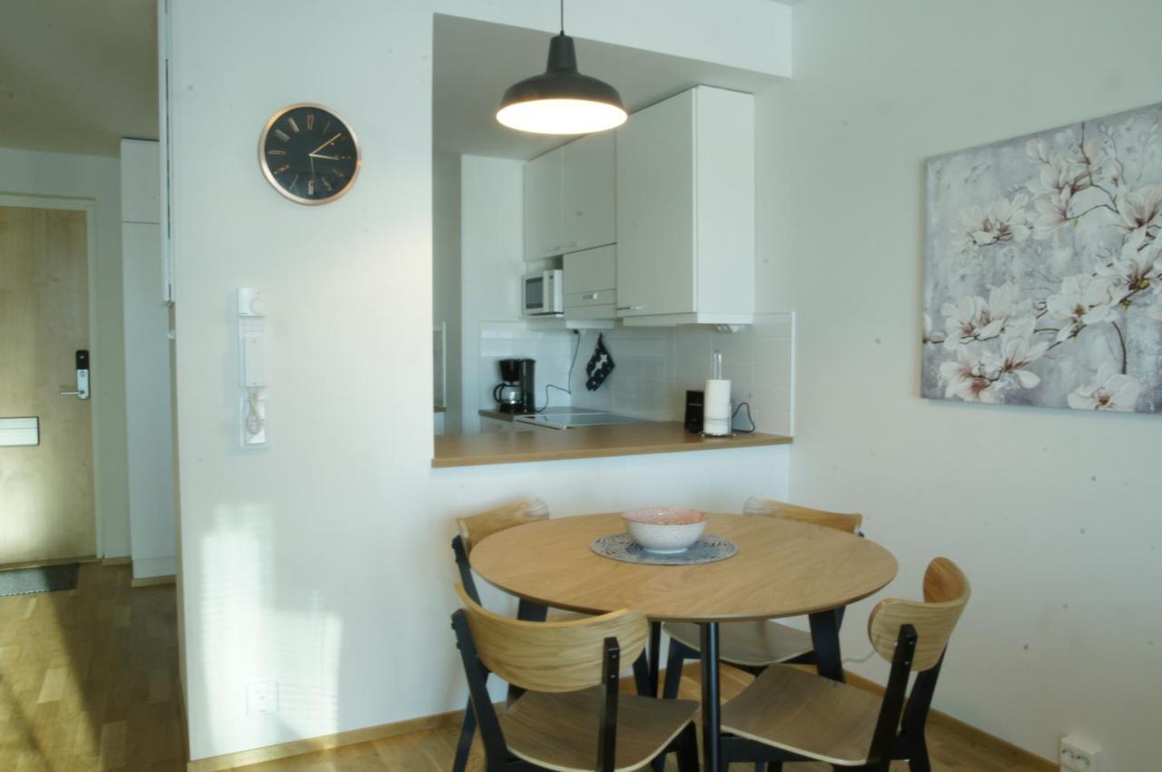 דירות אולו Keskustan Kaksio 45 M2 Autopaikalla, Rautatienkatu 19, 9 Krs מראה חיצוני תמונה